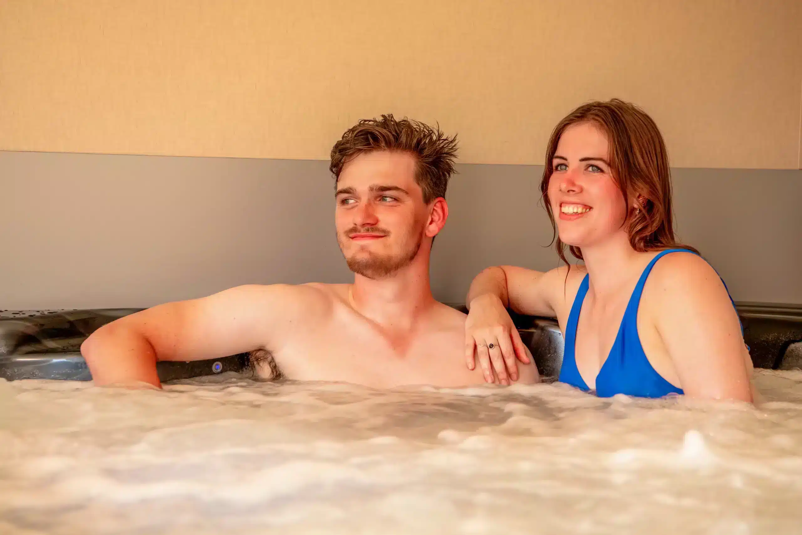 Ontspanning met spa, sauna en hammam op een camping bij Millau