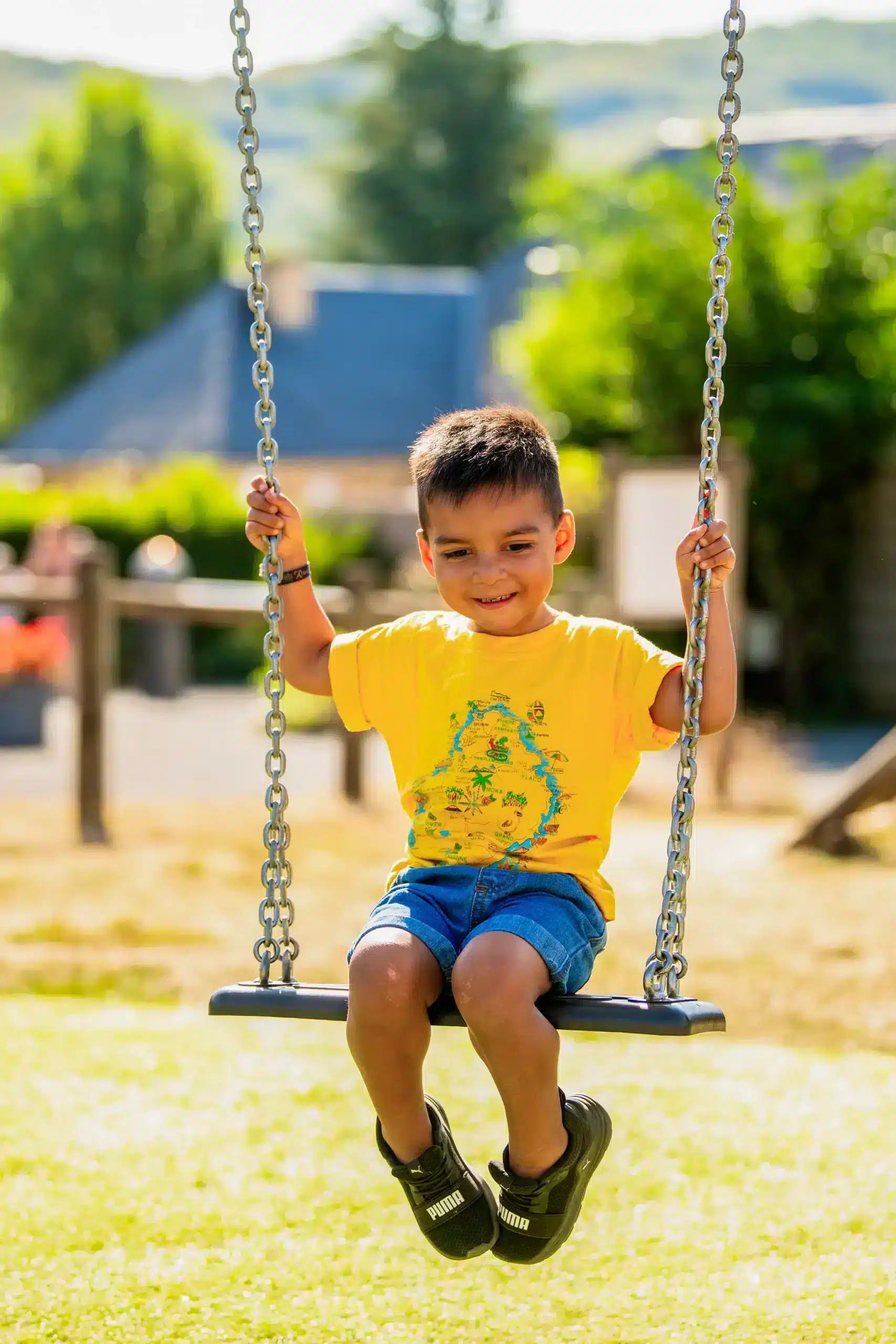 Jeu pour enfant au camping les genets proche de conques