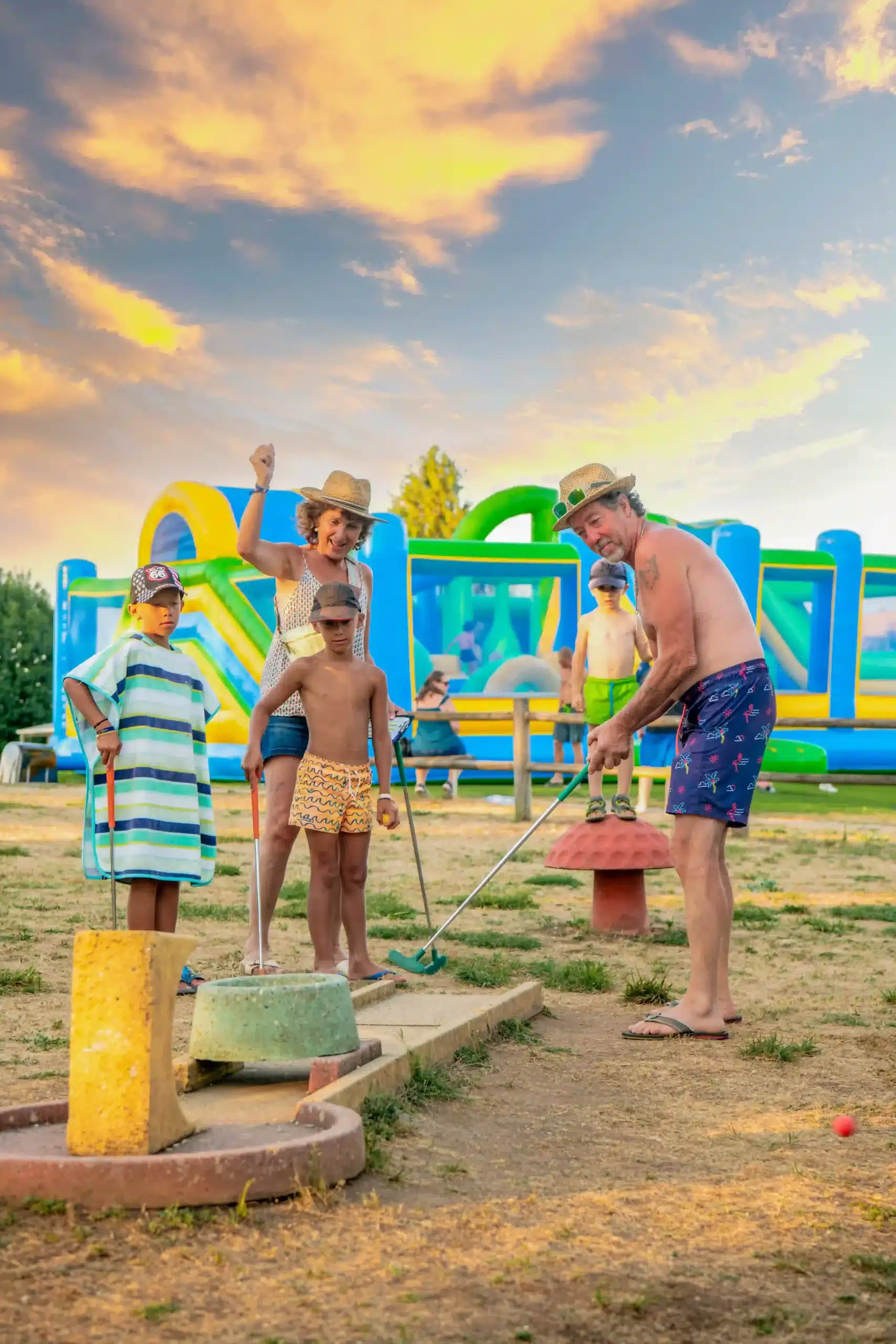 Gezinspelletjes op camping Les Genets