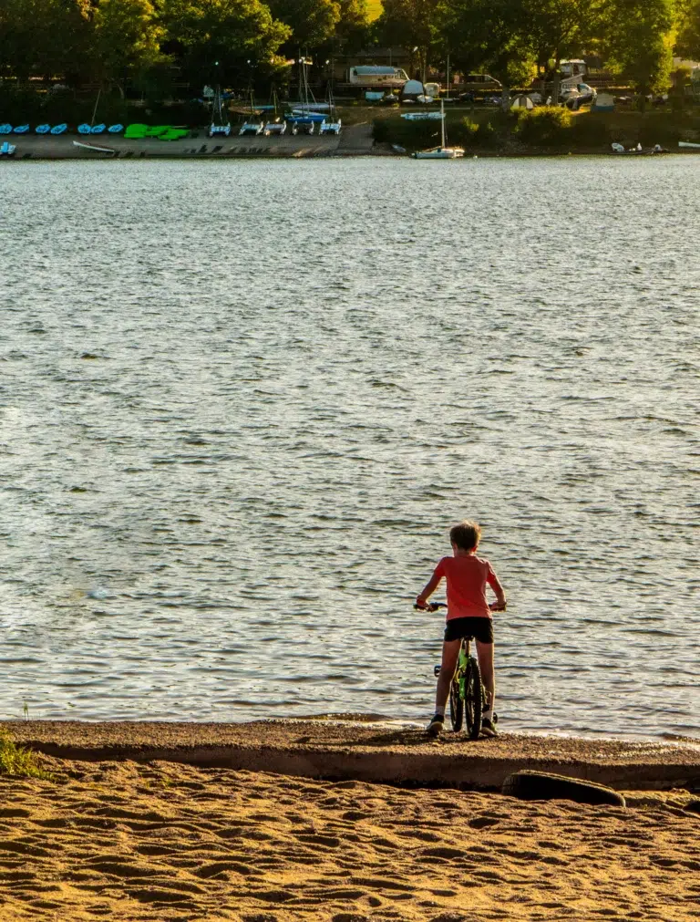 Lake Aubrac near Les Genêts campsite