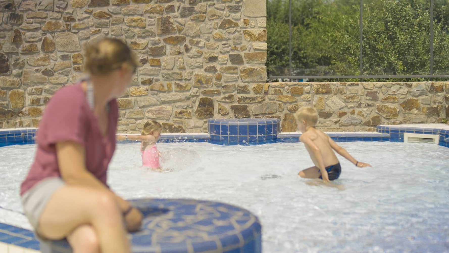 camping met verwarmd zwembad in aveyron