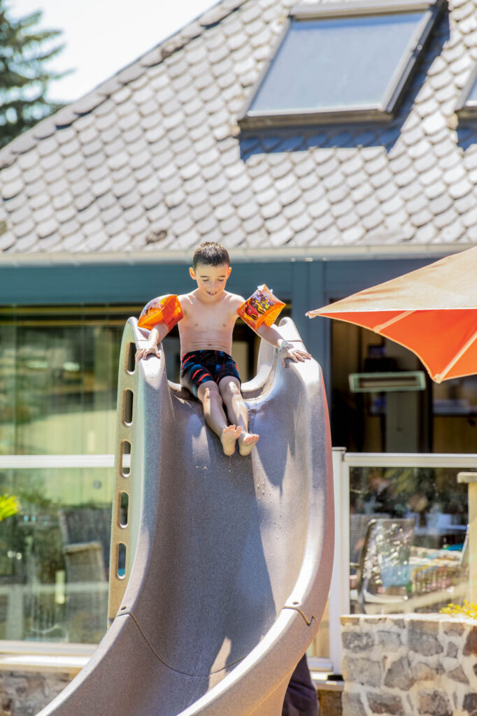 campingplatz mit wasserspielen aveyron