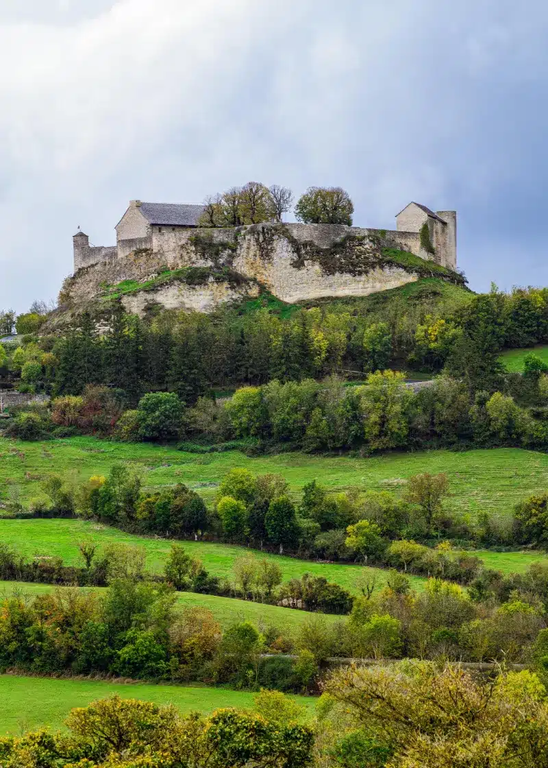 Visiter Sévérac-le-Château
